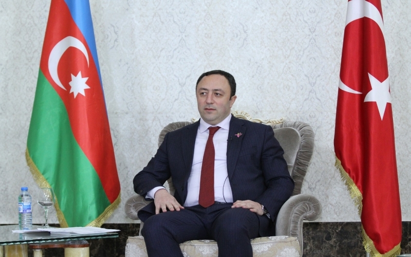 AY Partiya Başqanı Anar Əsədli Dominant.az-ın suallarını cavablandırıb