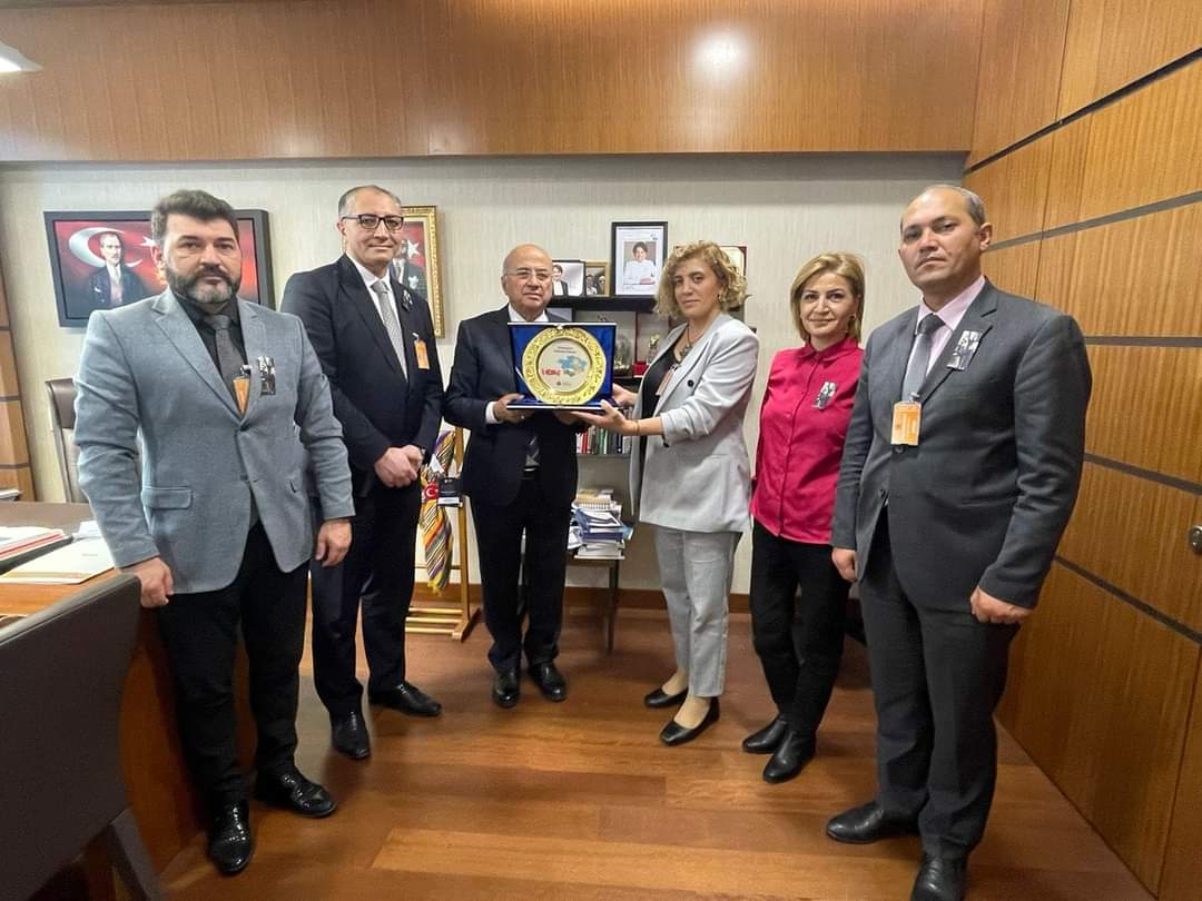 AY Partiya rəhbərliyi Türkiyə Böyük Millət Məclisində