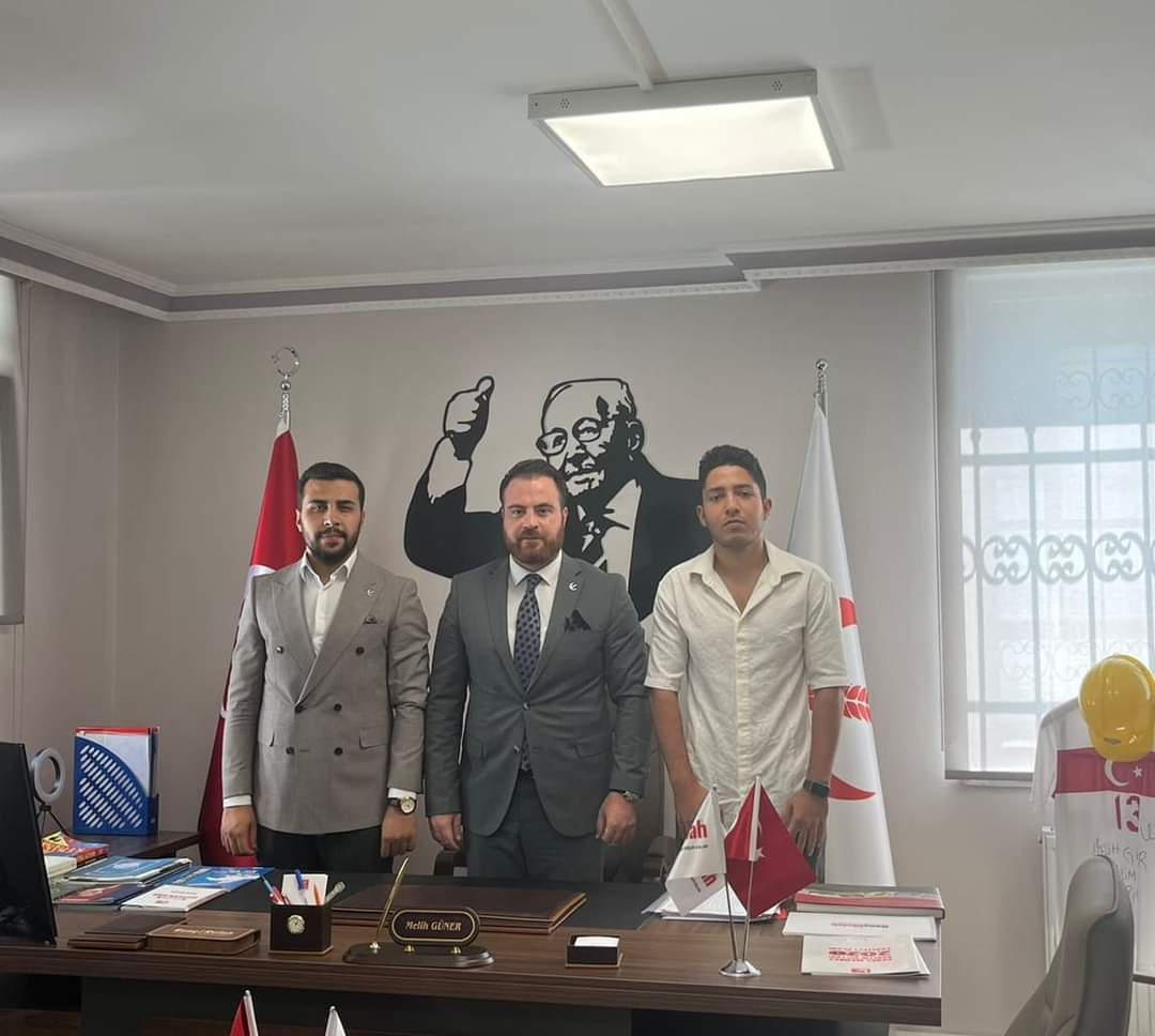 AY Partiya və Türkiyənin Yenidən  Rifah Partiyasının gəncləri bir arada...
